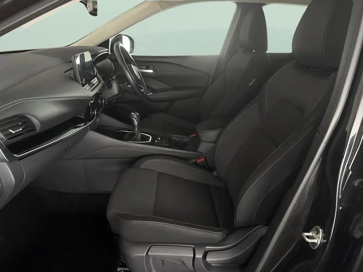 Used Nissan Qashqai N-Connecta 158 HP (116 kW) 2022 Black SUV