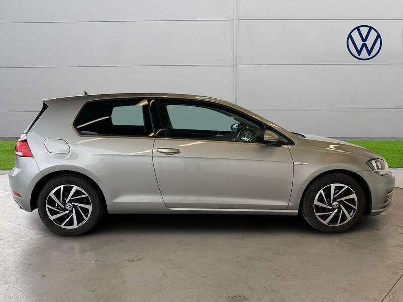 Used VW Golf VII Match 130 HP (95 kW) 2019 Silver Hatchback