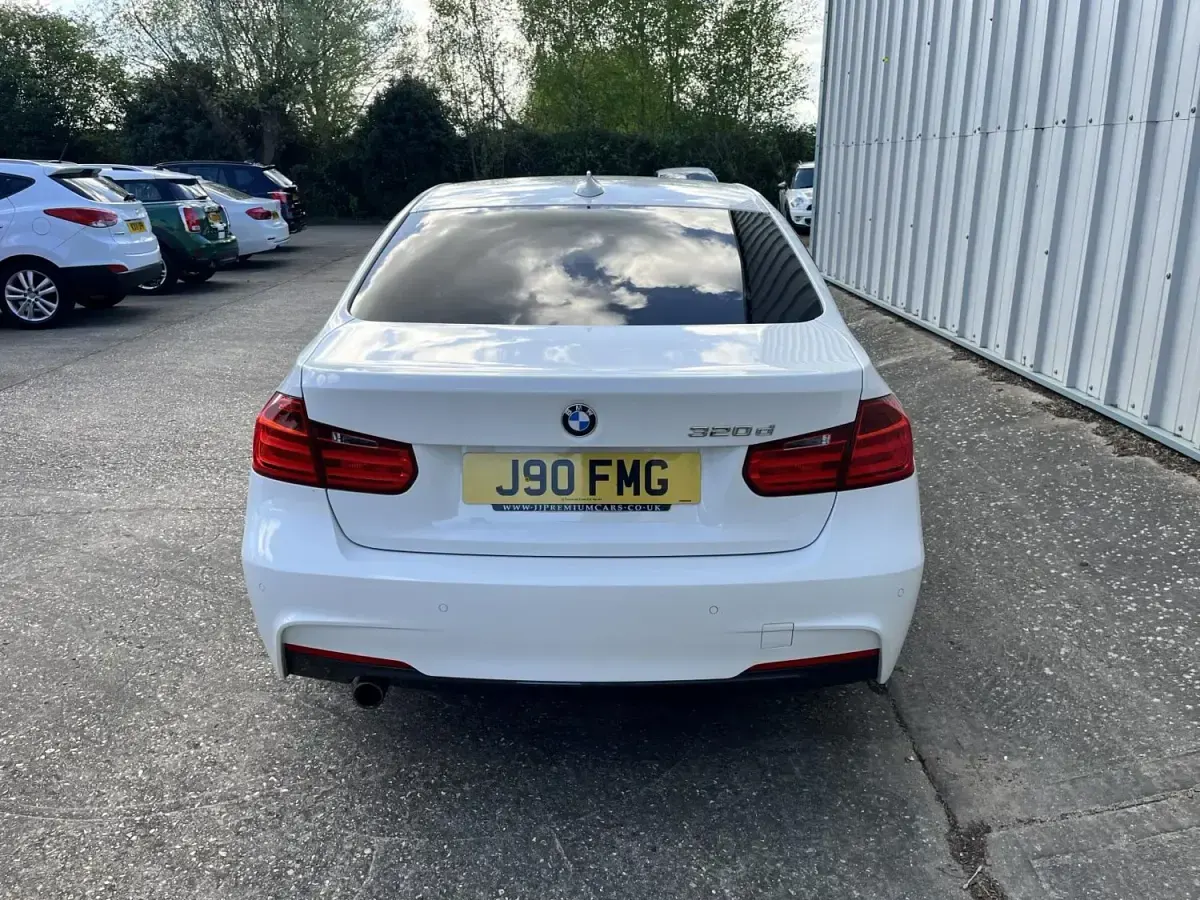 Usado BMW 320 M Sport 184 CV (135 kW) 2015 Blanco Berlina