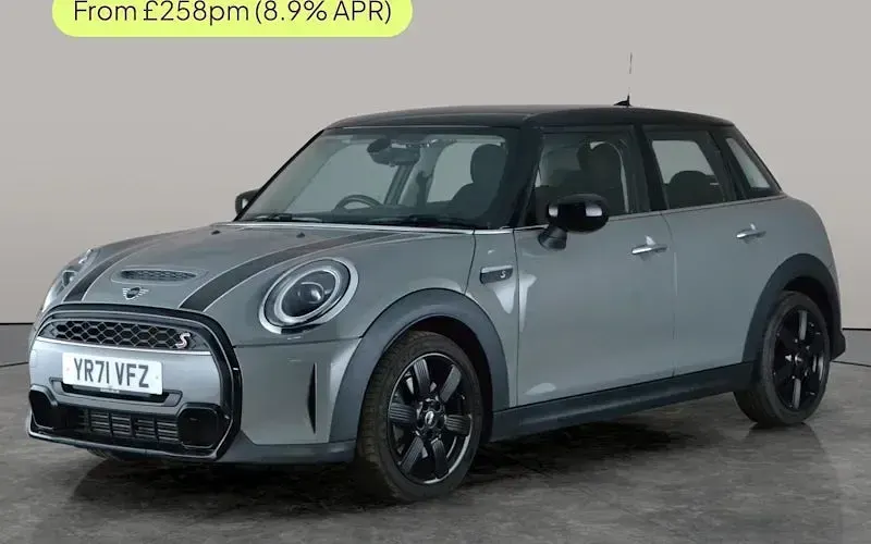 Gebraucht Mini Cooper S Classic 178 PS (130 kW) 2022 Kleinwagen