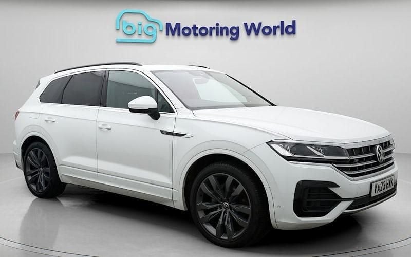 Used VW Touareg R-line 286 HP (210 kW) 2023 White SUV