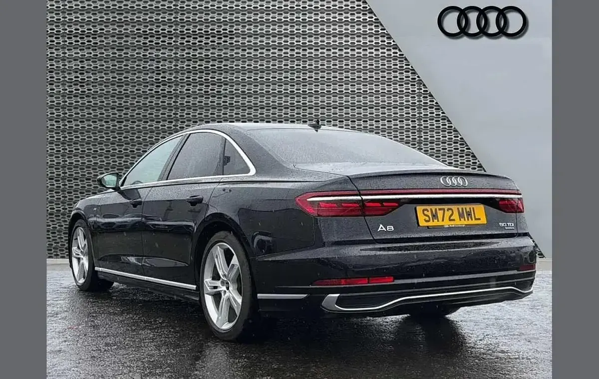 Used Audi A8L S-Line 286 HP (210 kW) 2023 Black Sedan