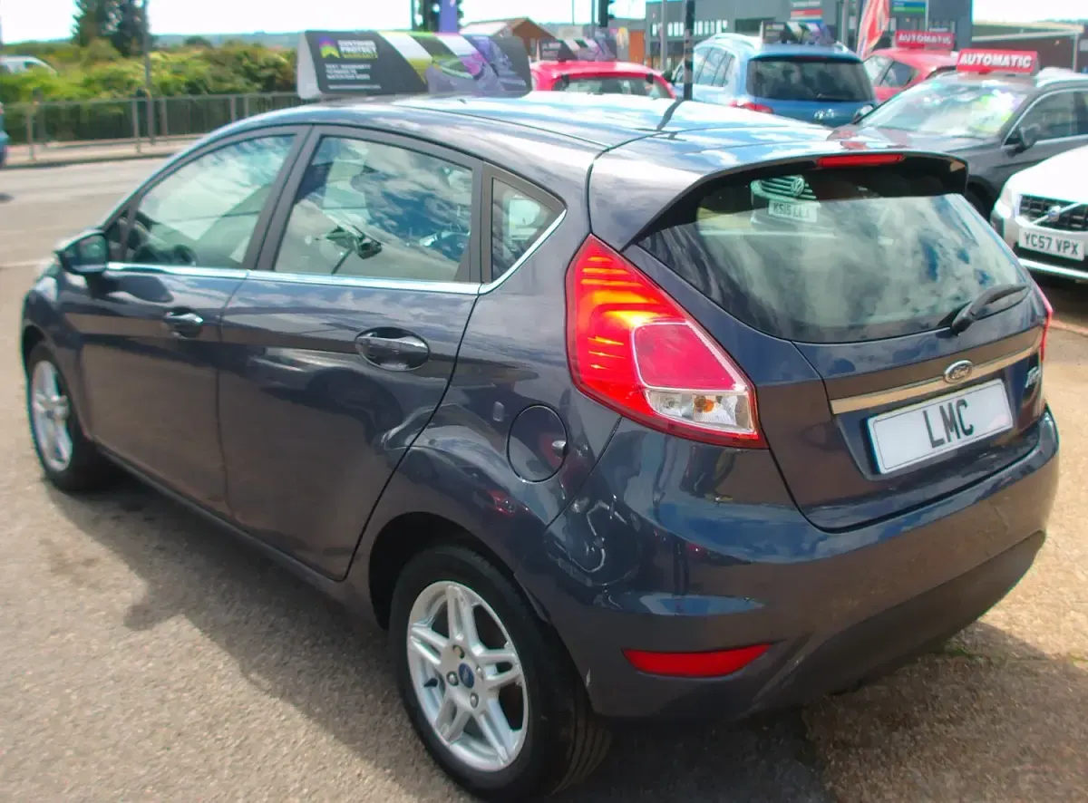 Used Ford Fiesta Zetec 82 HP (60 kW) 2013 Grey Hatchback
