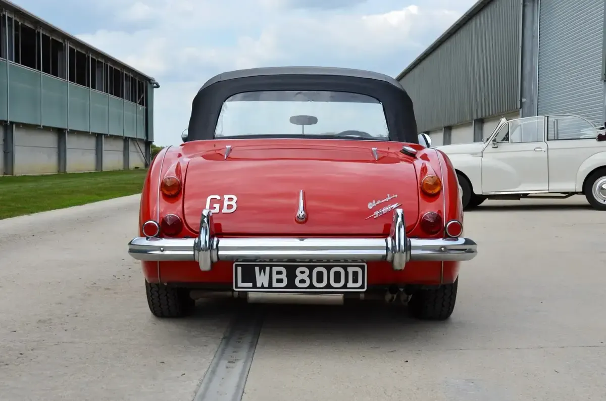 Used Austin 3-Litre 1984 Red