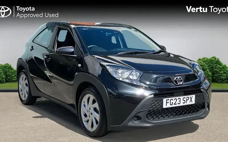 Used Toyota Aygo X PURE 72 HP (52 kW) 2025 SUV