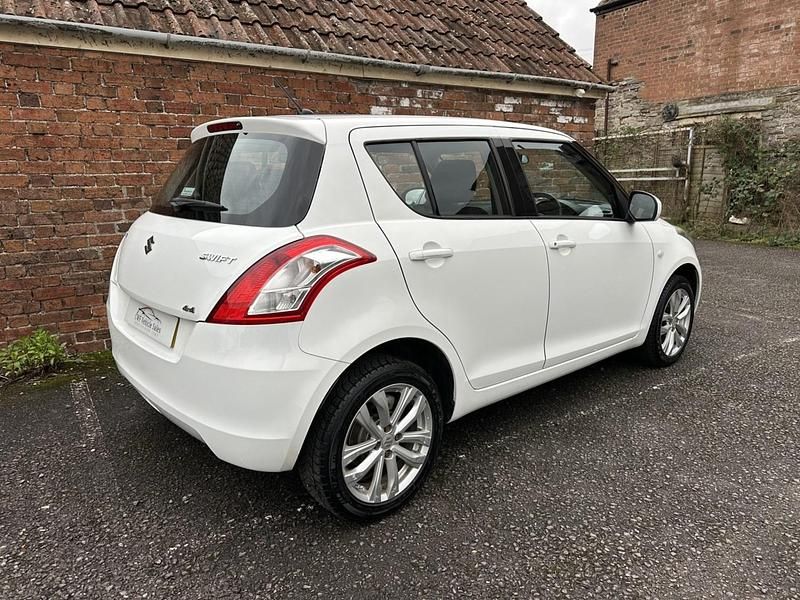 Used Suzuki Swift SZ3 2016 White Hatchback