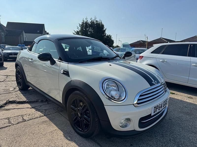 White Used 2015 Mini Cooper Coupé Coupe | £4,995 (Fair price) - Image 1/4