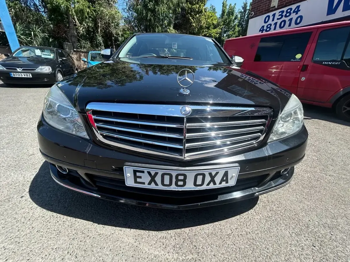 Used Mercedes C200 Elegance 2008 Metallic black Sedan