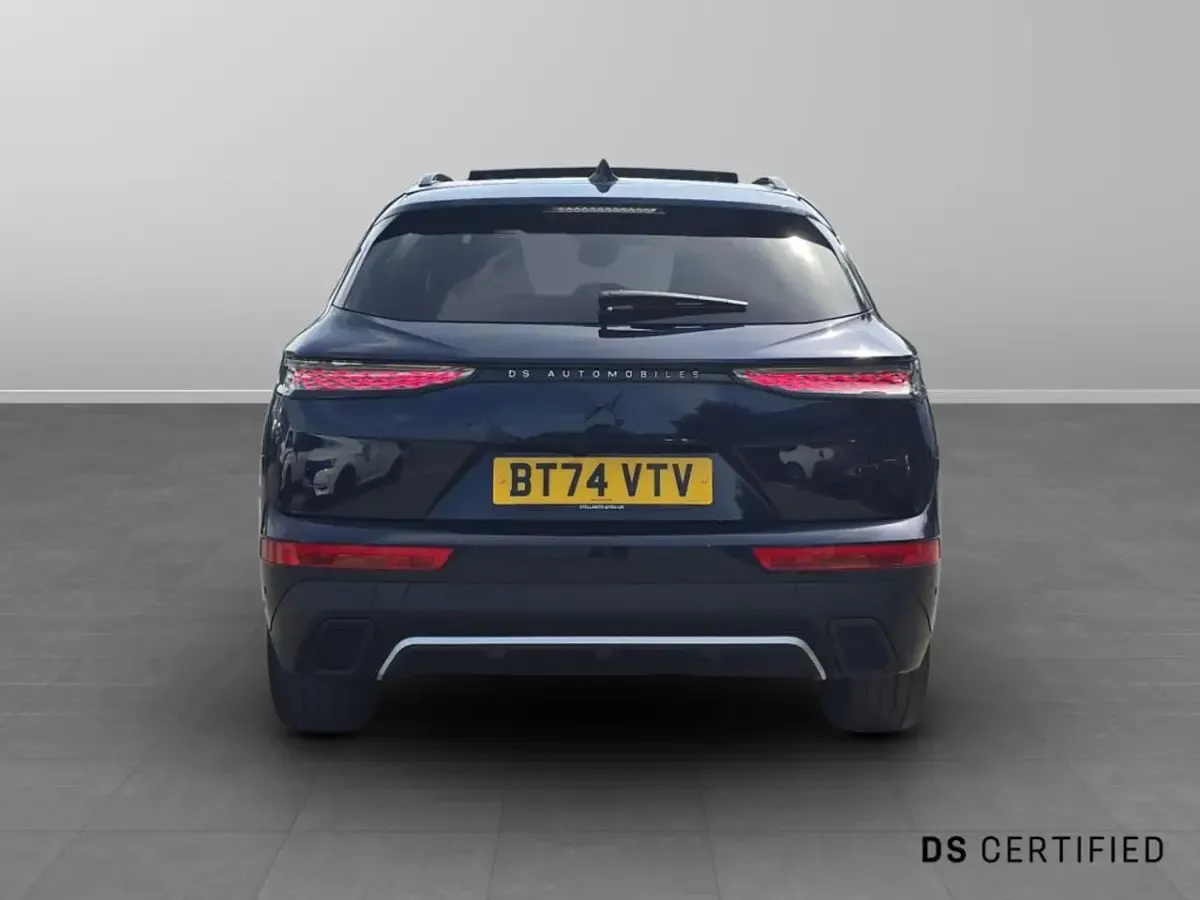 Used DS Automobiles DS7 Crossback Performance Line Plus 129 HP (94 kW) 2024 Blue SUV
