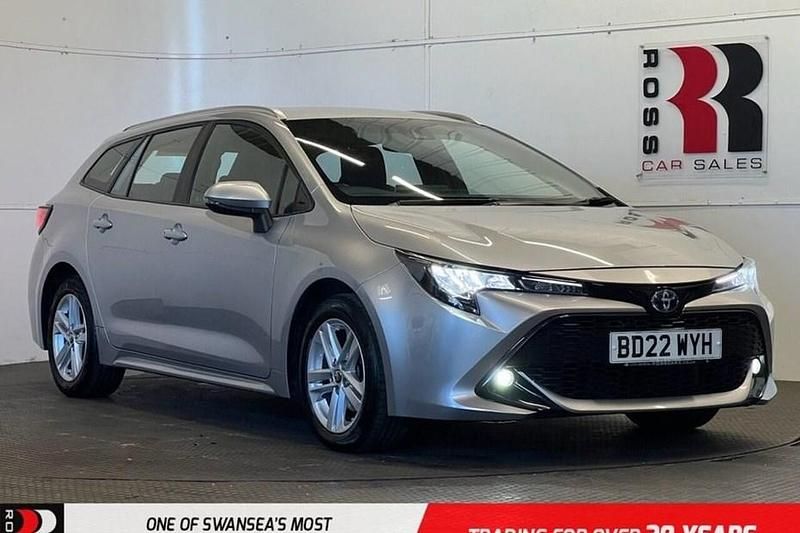 Silver Used 2022 Toyota Corolla Estate | £16,995 (Good price) - Image 1/1