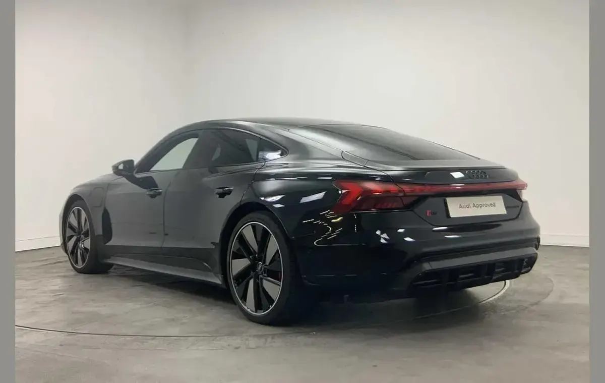Used Audi RS e-tron GT Comfort 475 kW (646 HP) 2021 Black Sedan
