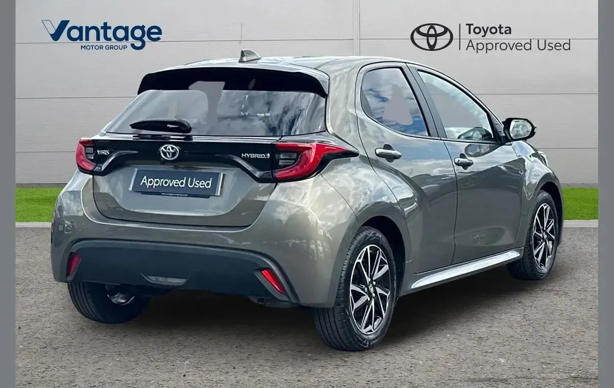 Used Toyota Yaris Design 113 HP (83 kW) 2023 Other Hatchback