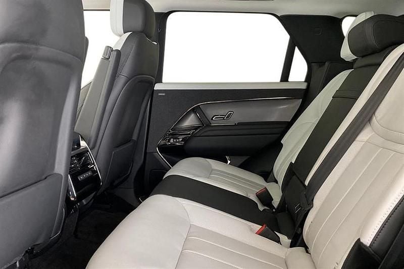 Used Land Rover Range Rover Sport SE Dynamic 300 HP (220 kW) 2023 Blue SUV