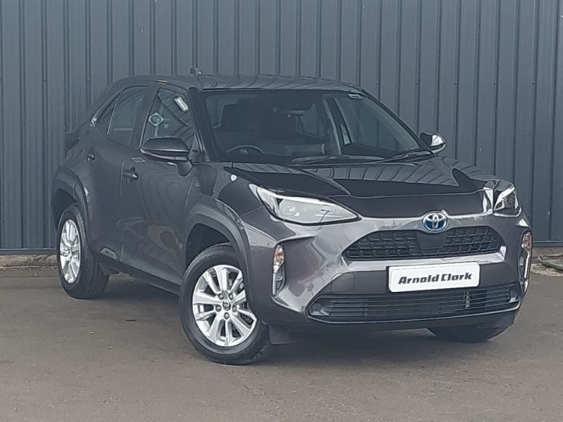 Grey Used 2022 Toyota Yaris Hybrid Estate | £19,498 (Good price) - Image 1/4
