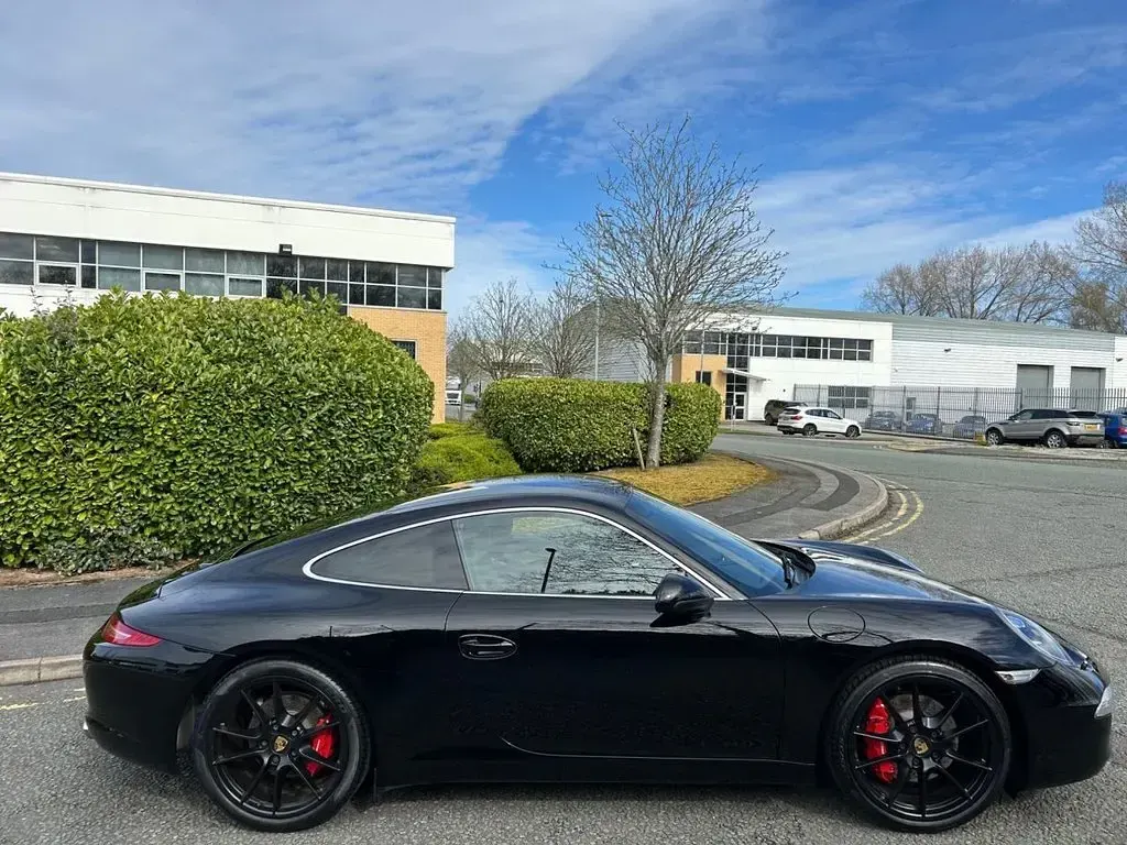 Used Porsche 911 Carrera S 400 HP (294 kW) 2013 Black Coupe