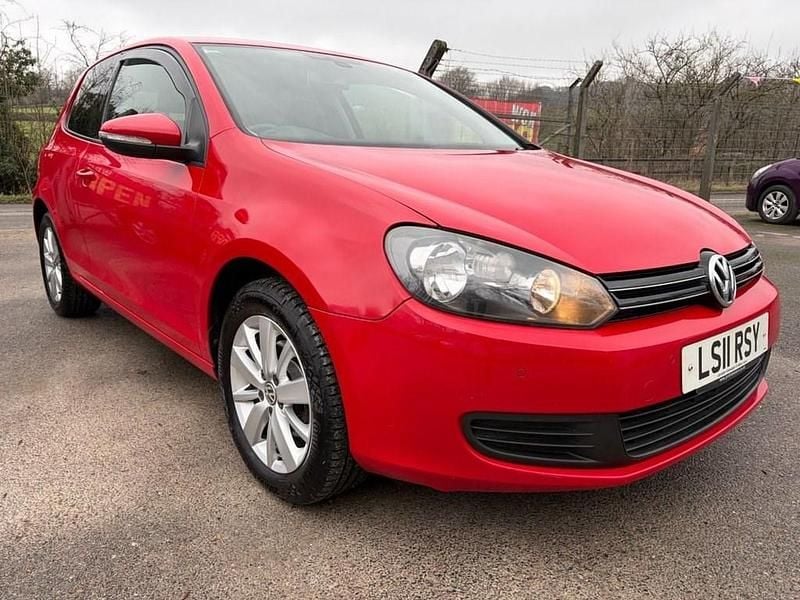 Used VW Golf VI Match 105 HP (77 kW) 2011 Red Hatchback