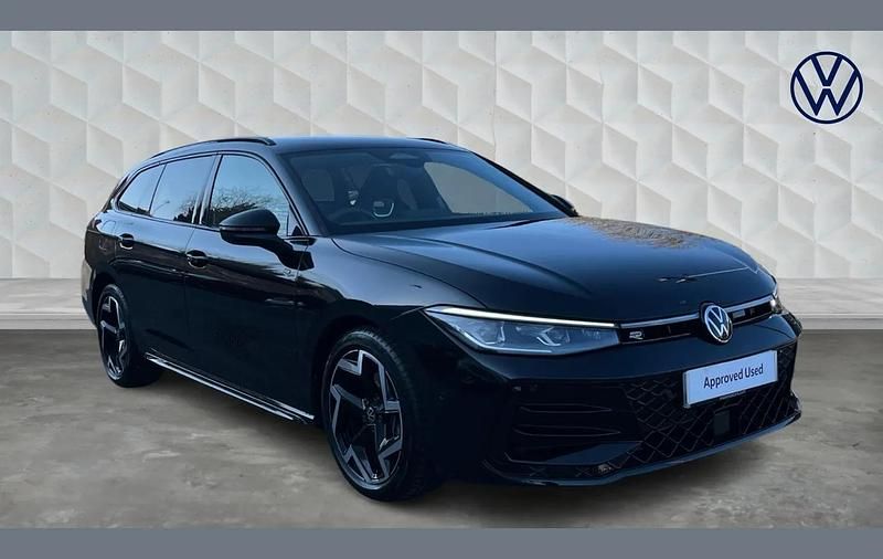Used VW Passat R-line 147 HP (108 kW) 2025 Black Estate