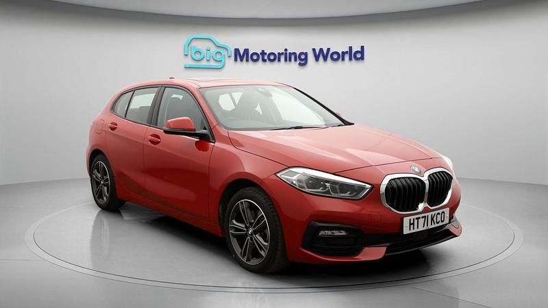 Used BMW 118 Sport Line 2021 Red Hatchback