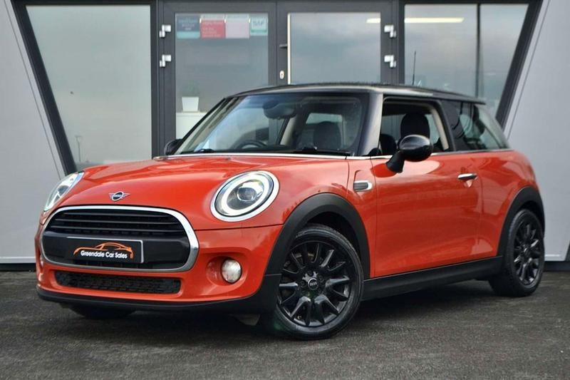 Used Mini Cooper Classic 2019 Orange Hatchback