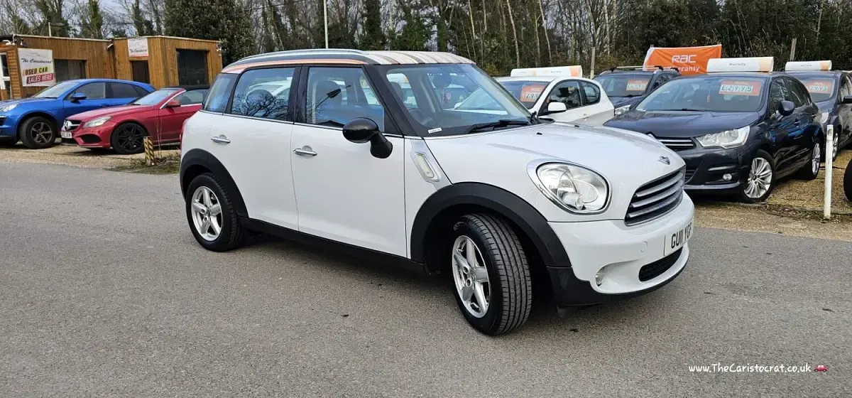 Used Mini Cooper Countryman 122 HP (89 kW) 2011 White SUV