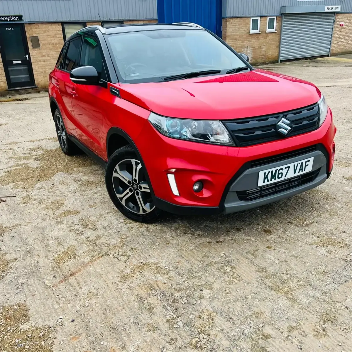 Second-hand Suzuki Vitara SZ5 120 CP (88 kW) 2017 Roșu SUV