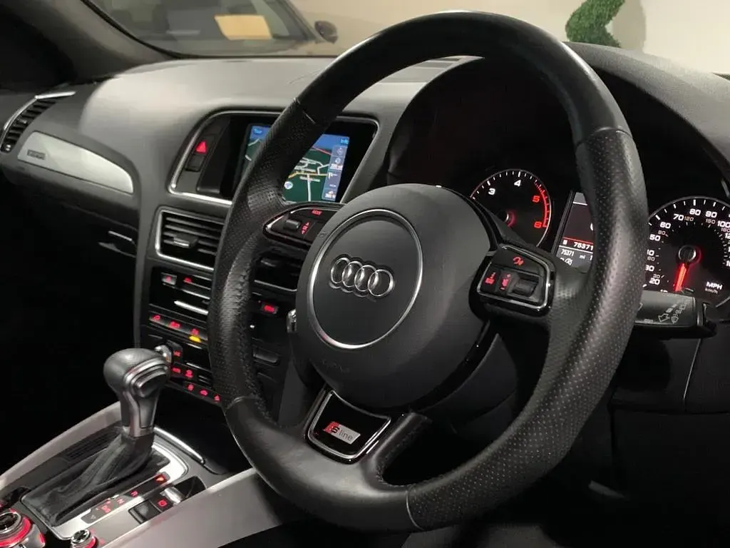 Used Audi Q5 S-line plus 2016 Blue SUV