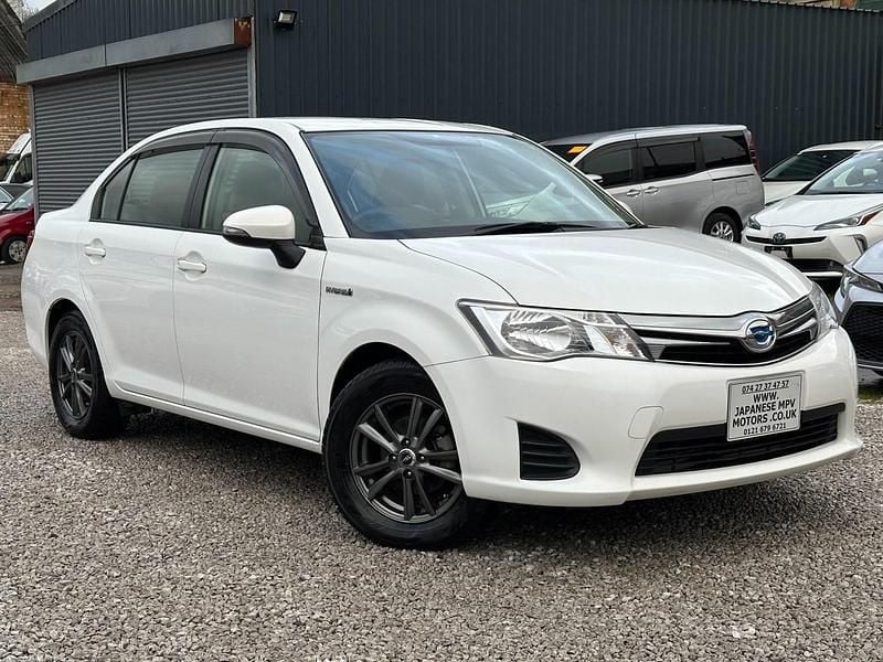 White Used 2014 Toyota Corolla Sedan | £7,495 - Image 1/3