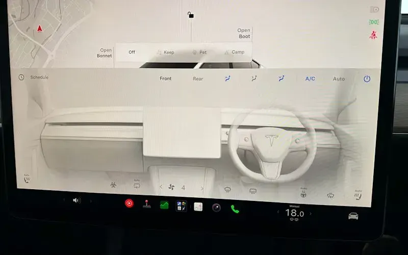 Used Tesla Model Y Standard Range 219 kW (299 HP) 2023 White SUV