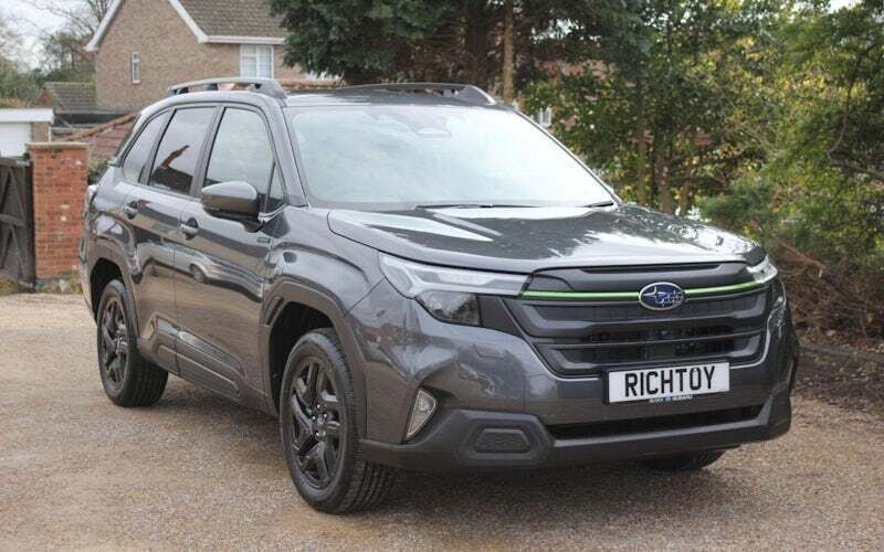 New 2025 Subaru Forester SUV | £40,740 (Fair price) - Image 1/4