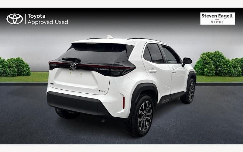 Used Toyota Yaris Hybrid Design 116 HP (85 kW) 2025 Estate