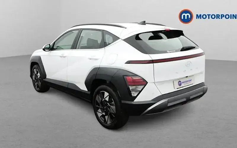 Used Hyundai Kona Advanced 137 HP (100 kW) 2026 White SUV
