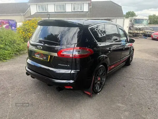 Used Ford S-MAX Titanium X 200 HP (147 kW) 2011 Black MPV