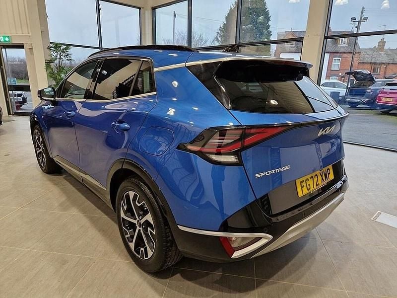 Używany Kia Sportage 134 KM (98 kW) 2022 Niebieski SUV