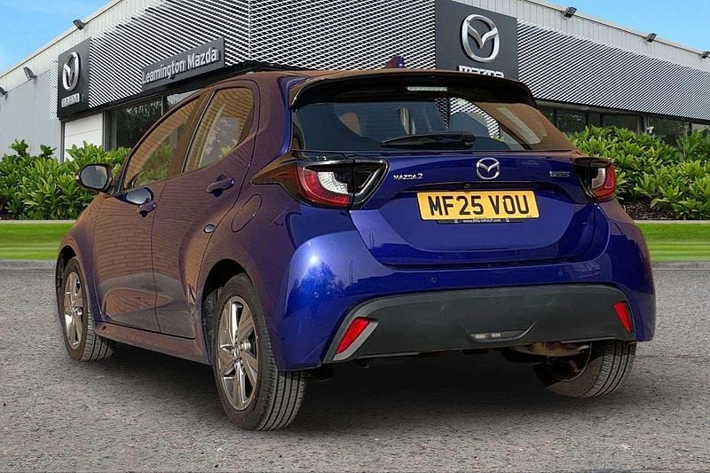 Begagnad Mazda 2 Exclusive-Line 2025 Blå Halvkombi