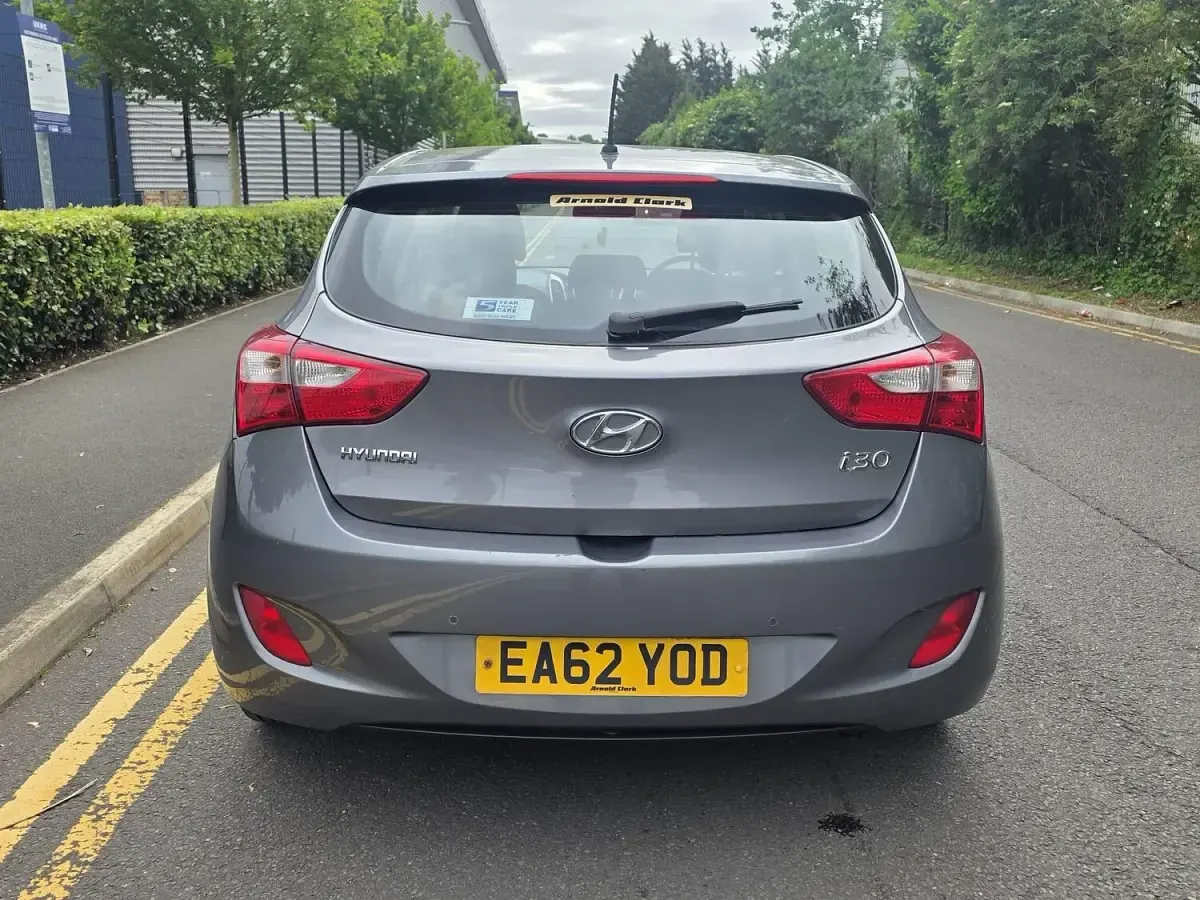 Used Hyundai i30 Active 100 HP (73 kW) 2012 Grey Hatchback