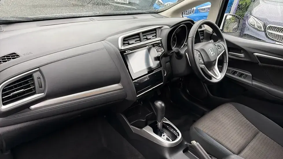 Used Honda Jazz EX 102 HP (75 kW) 2018 White Hatchback