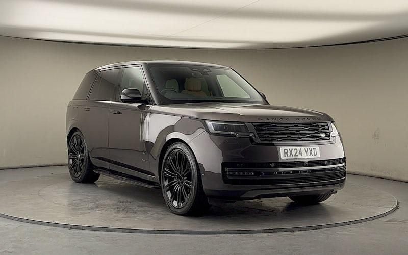 Used Land Rover Range Rover SE 300 HP (220 kW) 2024 Charente grey SUV