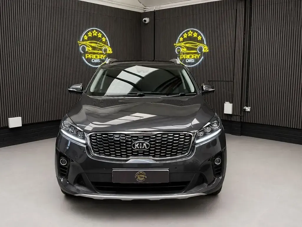 Used Kia Sorento 200 HP (147 kW) 2019 Grey SUV