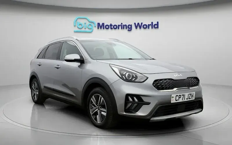Used Kia Niro 141 HP (103 kW) 2022 Grey SUV