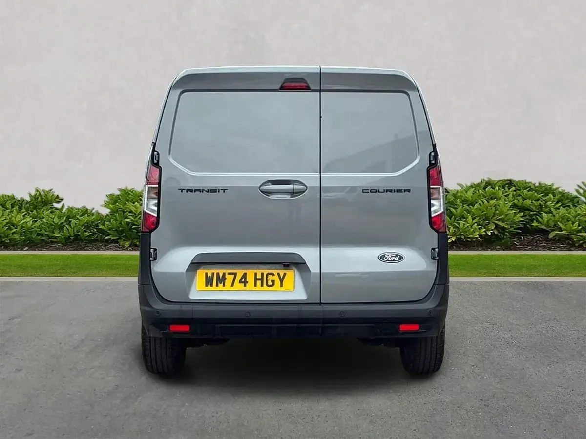 Used Ford Transit Courier Limited 125 HP (91 kW) 2025 Silver Van