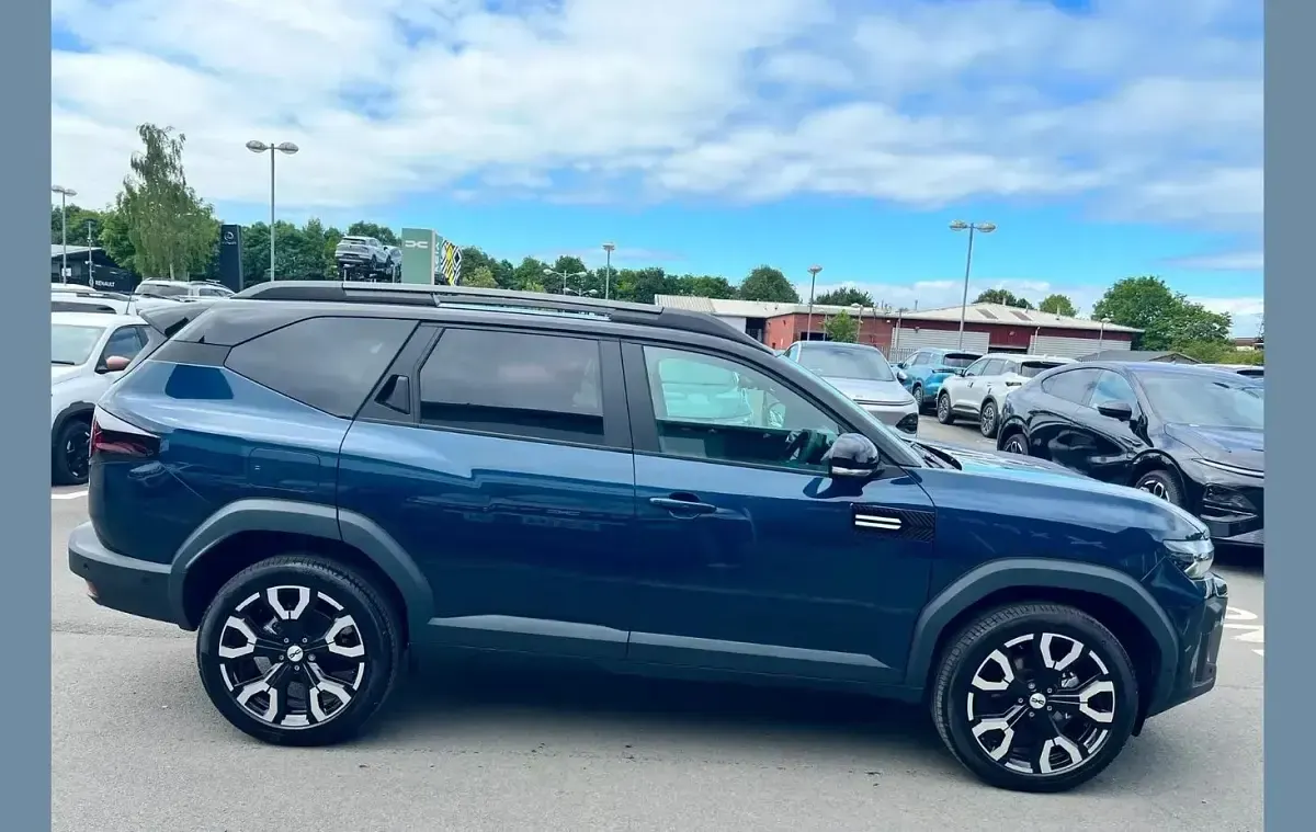 New Dacia Bigster Journey 140 HP (102 kW) 2026 Blue SUV