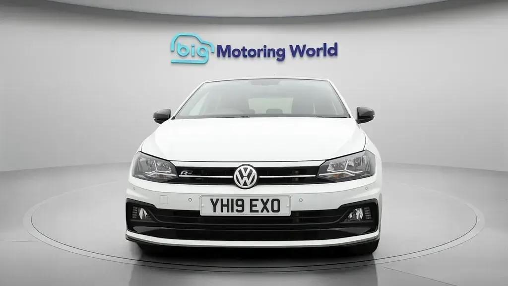 Gebraucht VW Polo R-line 115 PS (84 kW) 2019 Weiß Kleinwagen