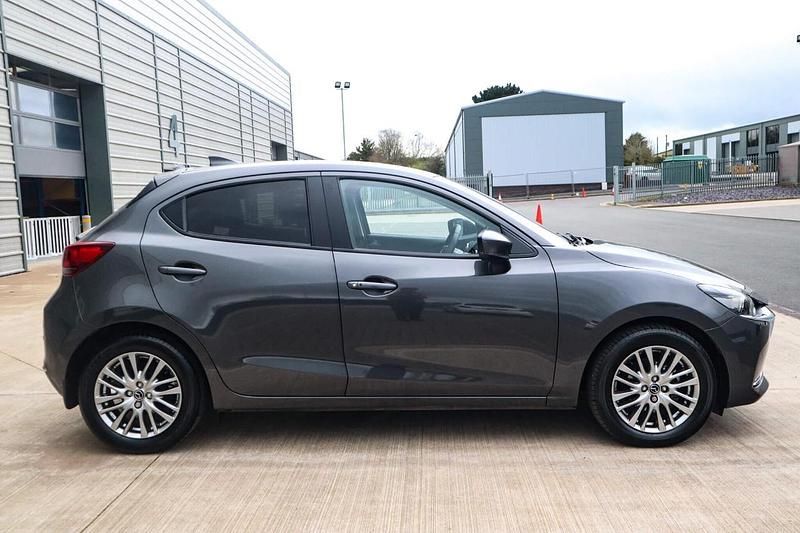 Used Mazda 2 Inclusive 89 HP (65 kW) 2022 Grey Hatchback