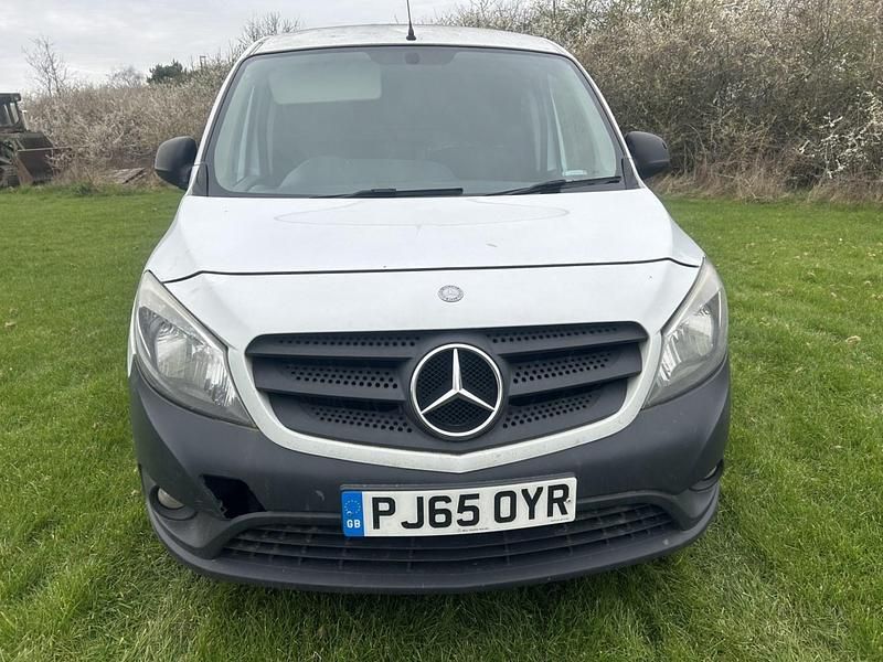 Begagnad Mercedes Citan 109 90 HK (66 kW) 2015 Vit