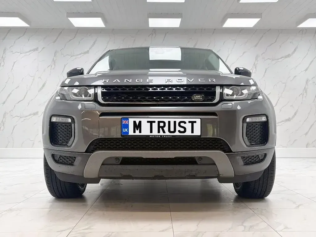 Used Land Rover Range Rover evoque SE 180 HP (132 kW) 2018 Grey SUV
