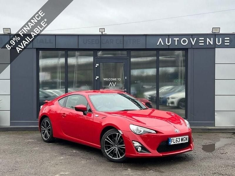 Used Toyota GT86 GT 200 HP (147 kW) 2013 Red Coupe
