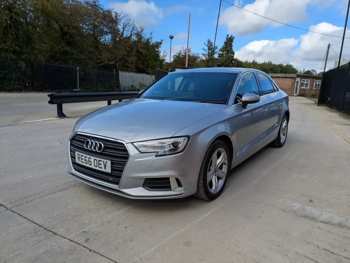 Usado Audi A3 Sport 190 HP (139 kW) 2017 Sedan