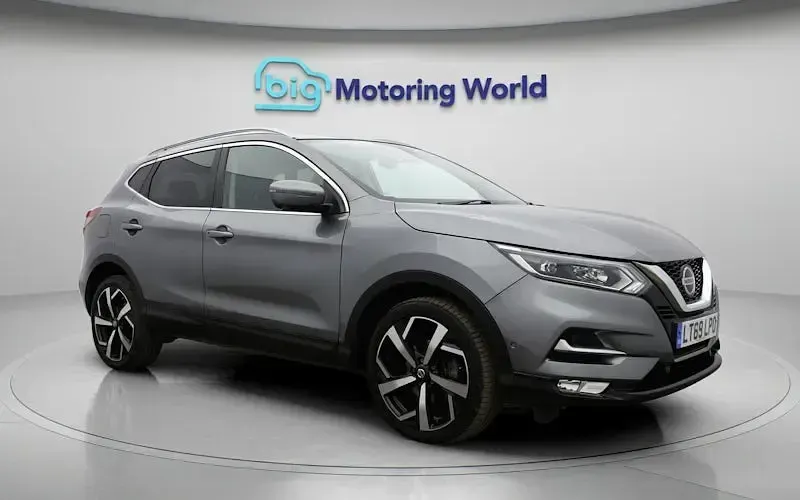 Used Nissan Qashqai S 160 HP (117 kW) 2019 Grey SUV