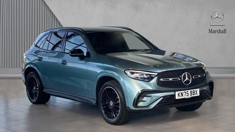Used Mercedes GLC300e Urban 313 HP (230 kW) 2025 Verde silver metallic