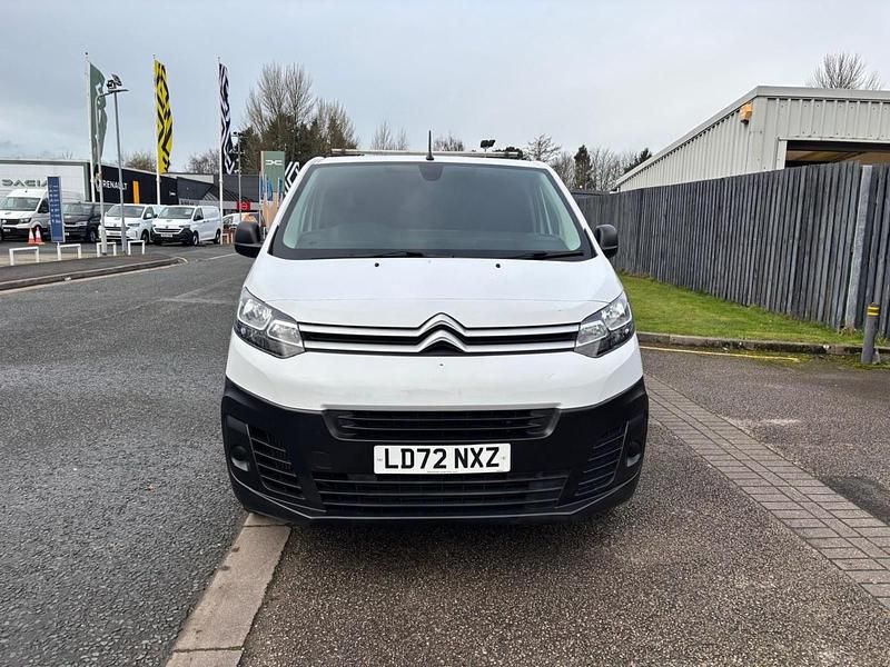 Używany Citroën Dispatch 2022 Biały Minivan